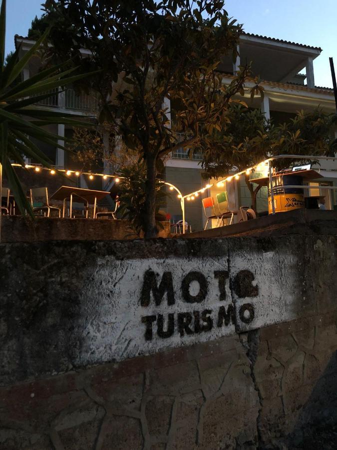 Mototurismo - Alla Scoperta Della Sardegna Sarroch Ngoại thất bức ảnh
